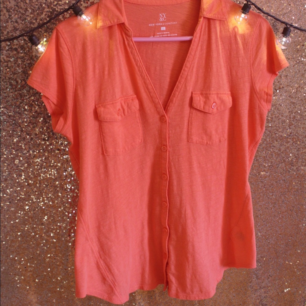 New York and Co Short Sleeve shirt